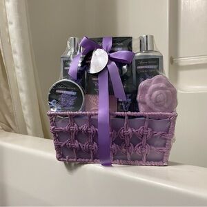 Lavender Bliss Bath Soak and Bubble Set